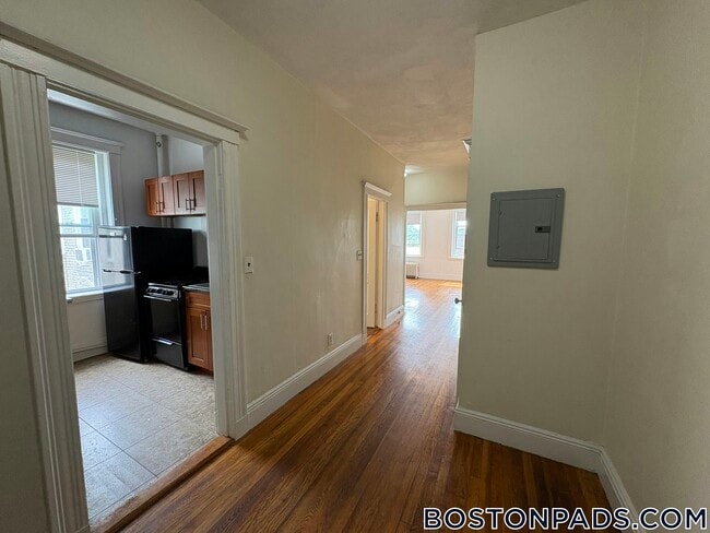 Building Photo - 9 Egremont Rd