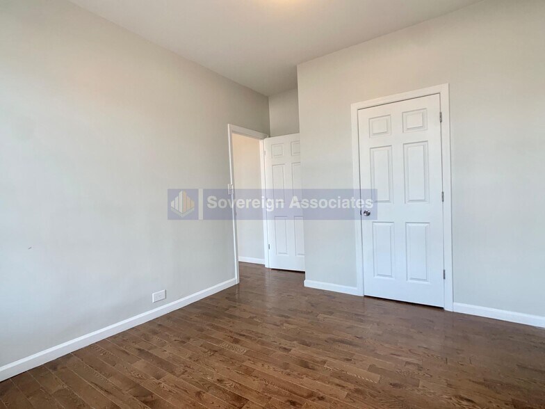 Building Photo - 540 W 158th St