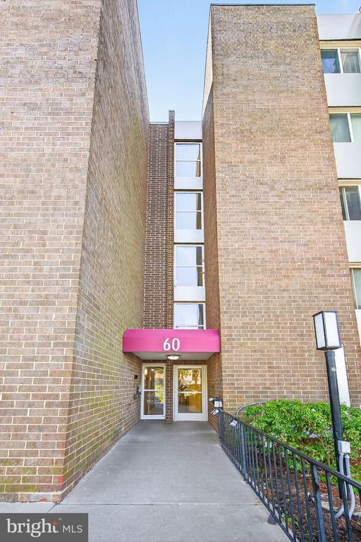 Building Photo - 60 S Van Dorn St