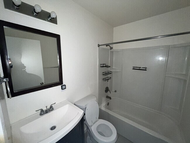 Building Photo - SAC T 2856