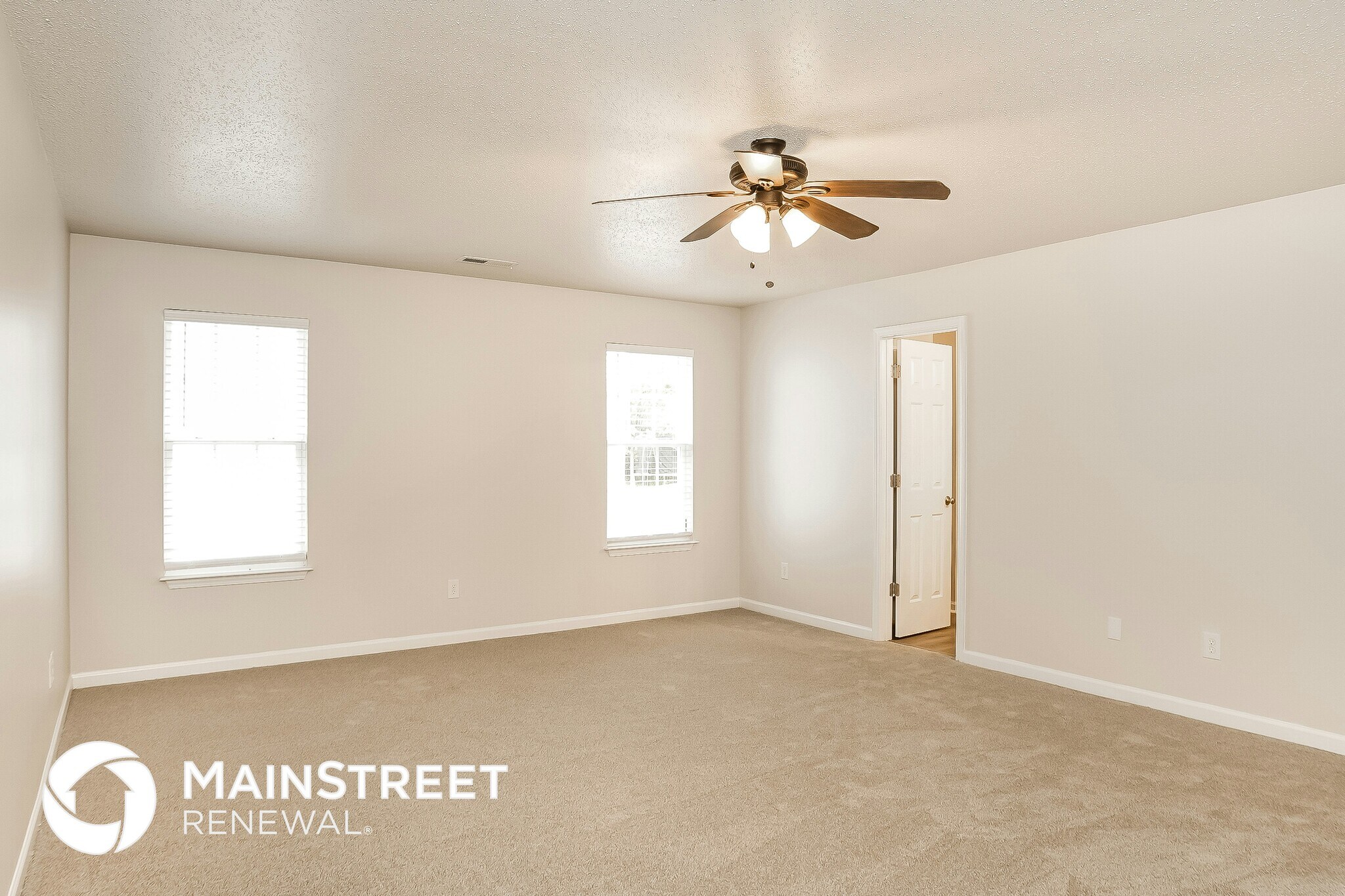 Building Photo - 4656 Chapel Ridge Dr