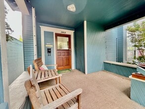 Building Photo - 2412 SE Belmont St