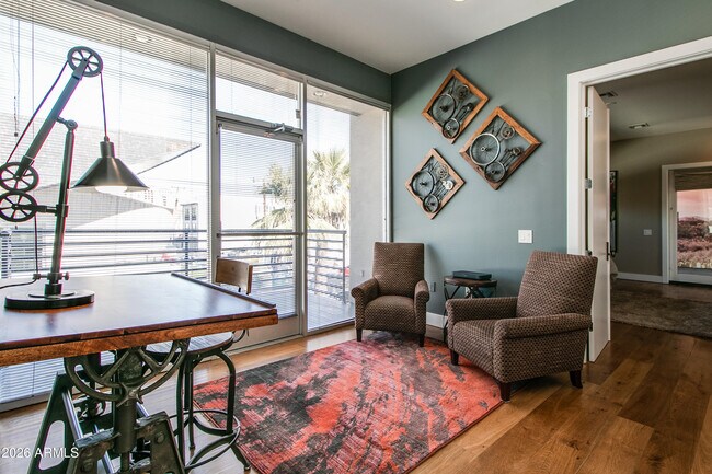 Building Photo - 4201 N Marshall Way