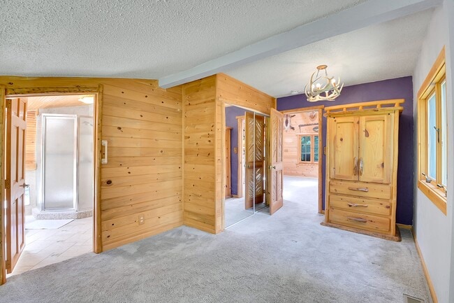Building Photo - 6326 S Brook Forest Rd