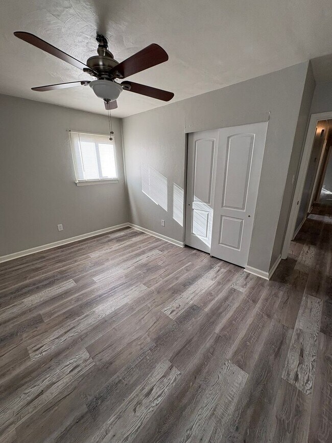 Building Photo - Beautiful updated home with new flooring and fresh paint