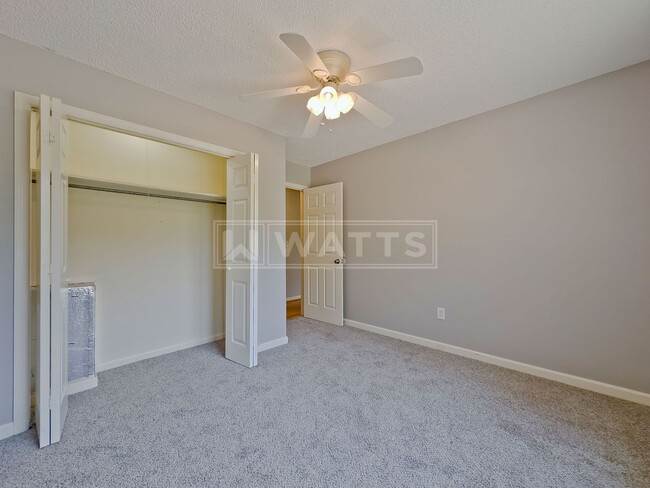 Building Photo - 3314 Sunniroc Cir