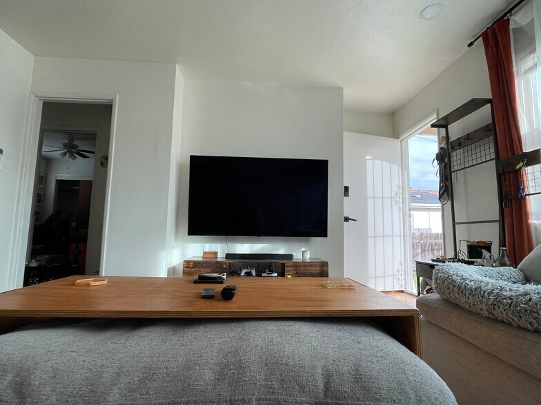 Building Photo - 6740 Amherst St