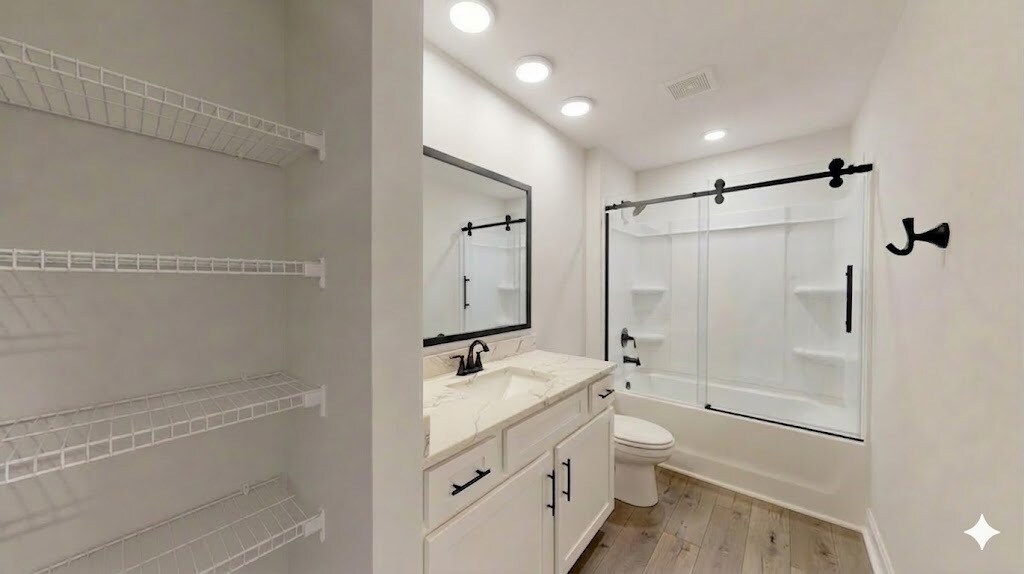 Building Photo - 230 Winding Chestnut Dr