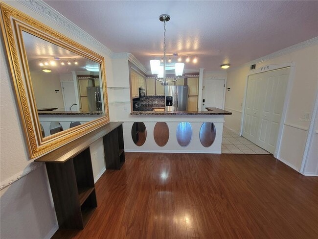 Building Photo - 14013 Fairway Island Dr