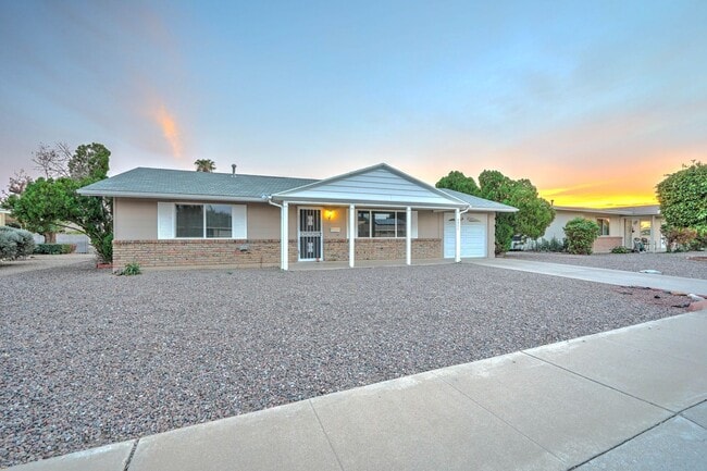 Building Photo - 9951 W Clair Dr