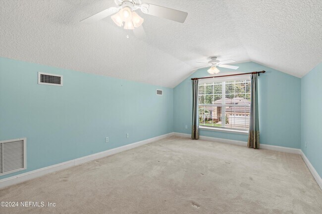 Building Photo - 293 Edge of Woods Rd