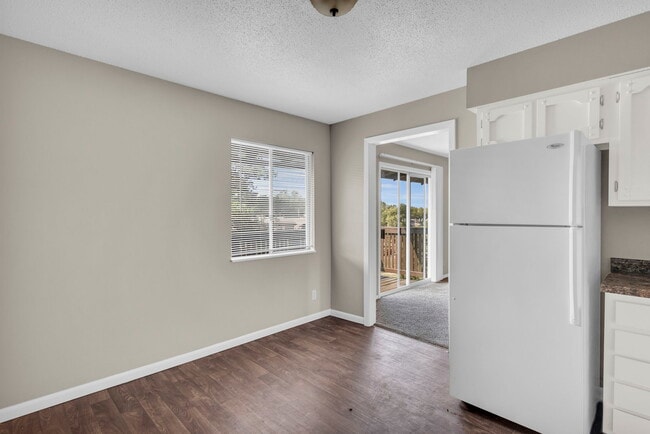 Building Photo - The Pines at Red Bridge