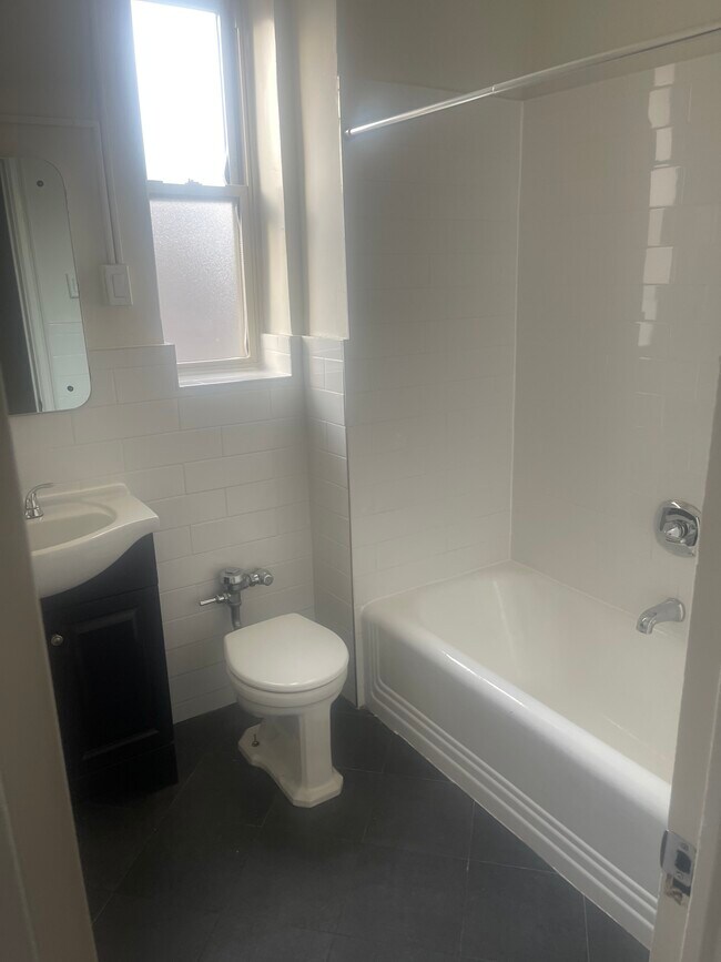 Building Photo - 2005 John F Kennedy Blvd