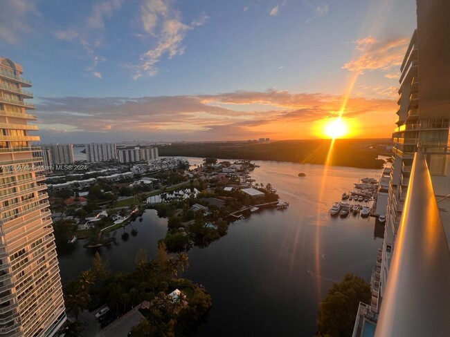 Building Photo - 300 Sunny Isles Blvd