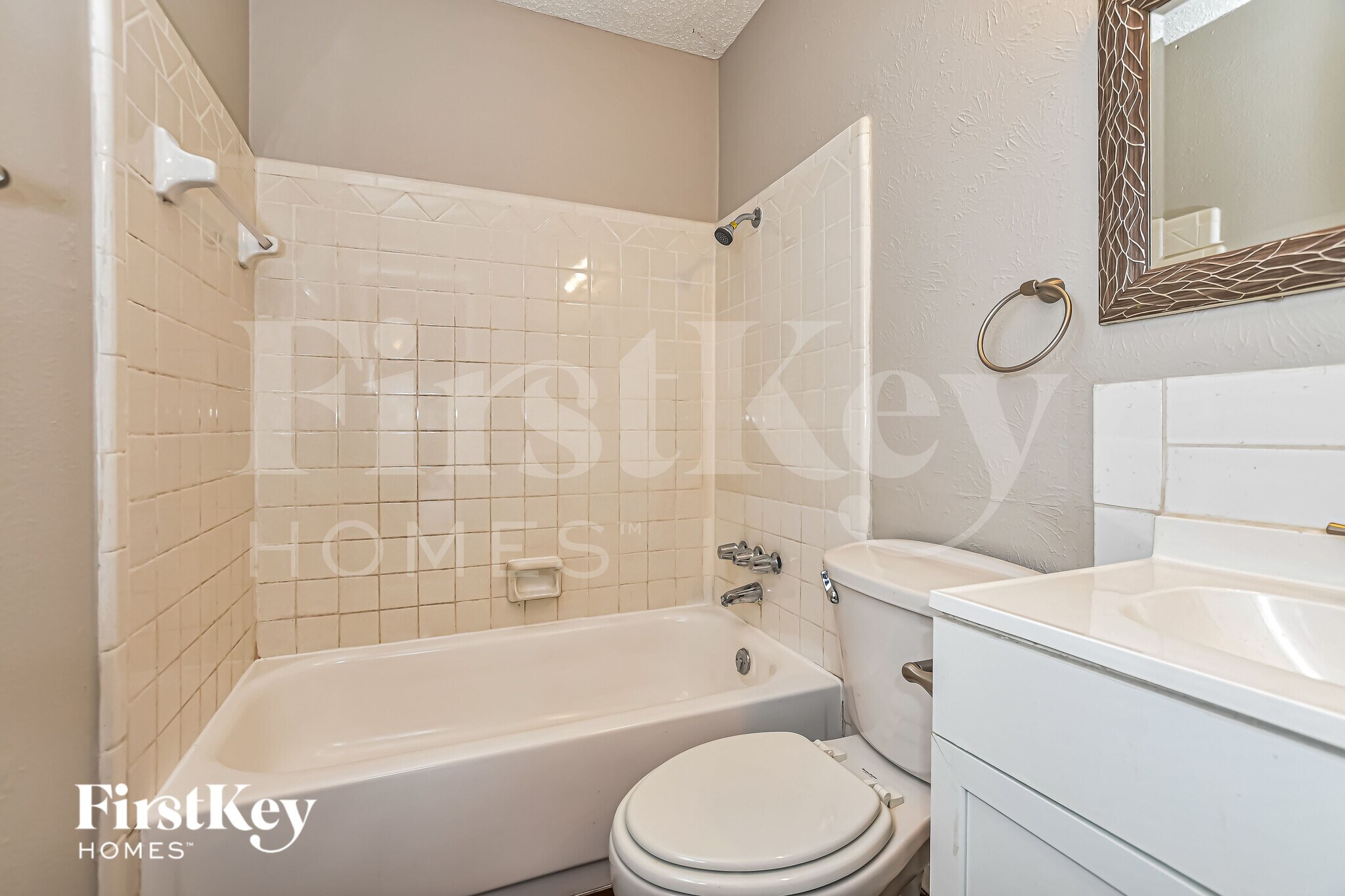 Building Photo - 710 Ravencroft Dr