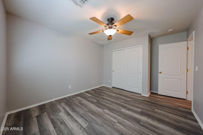 Building Photo - 3840 E Campbell Ave