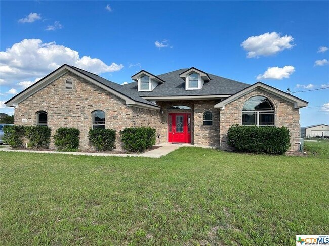 Building Photo - 502 Irish Ln