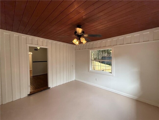 Building Photo - 126 Batre Ln