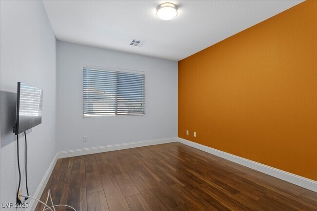 Building Photo - 10902 Fintry Hills St