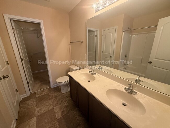 Building Photo - 4507 Chapel Ridge Dr