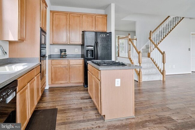 Building Photo - 20460 Charter Oak Dr