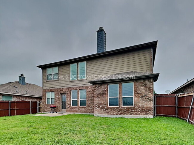 Building Photo - 1211 Antoinette Dr