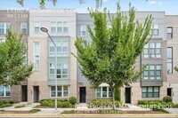 Building Photo - 13360 Arrowbrook Centre Dr