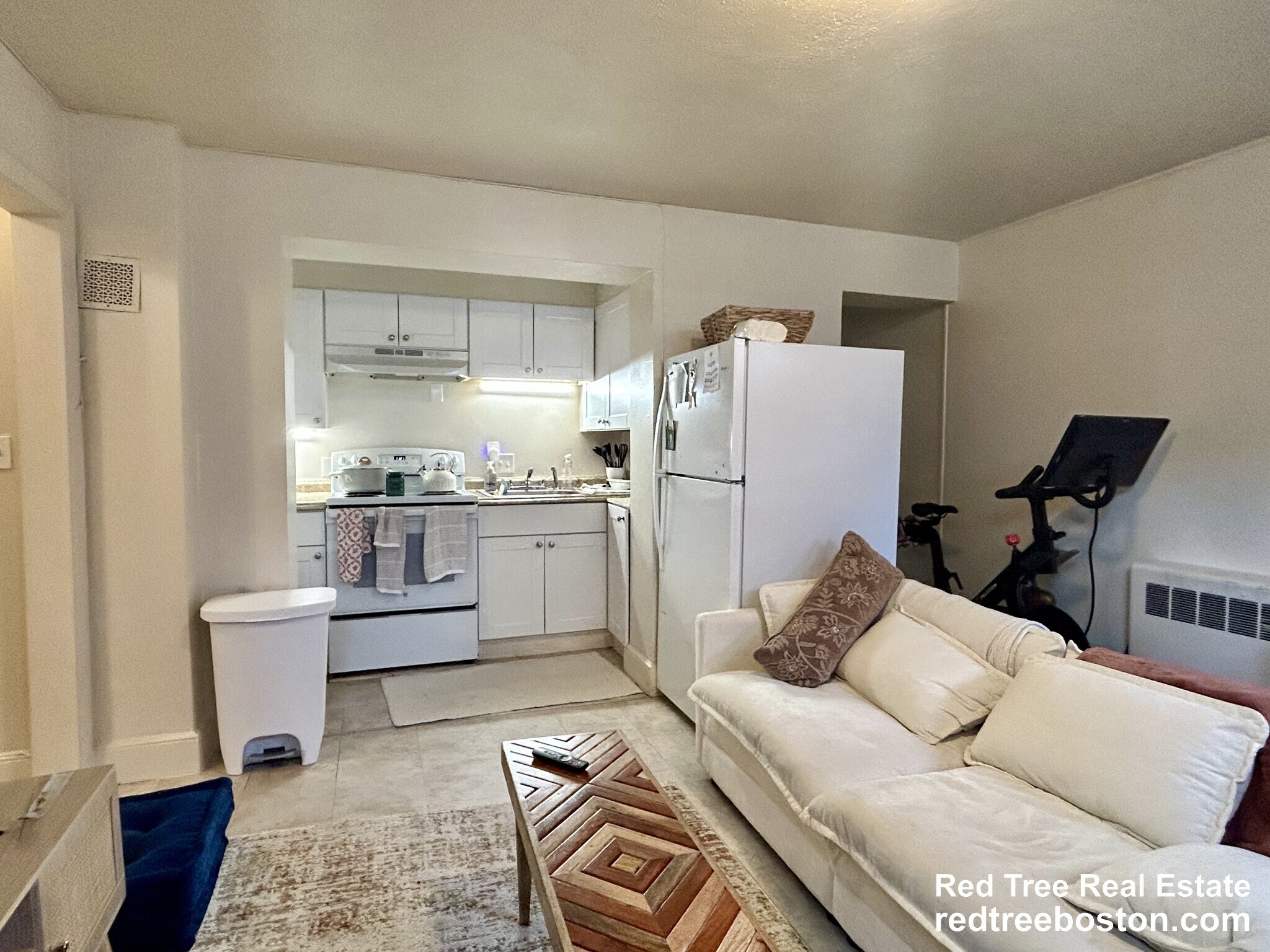 Building Photo - 50 Parkman St