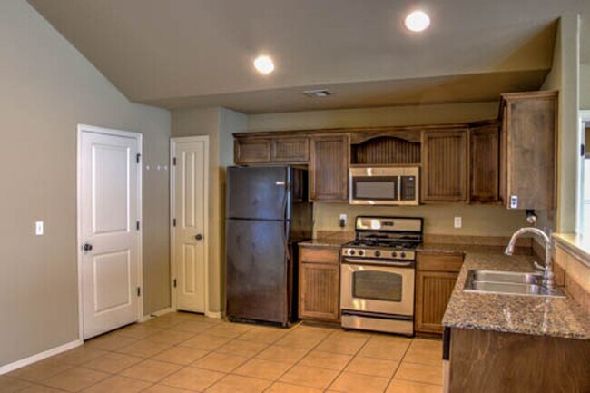 Building Photo - BIXBY SCHOOLS.    Great subdivision with pool and playground.