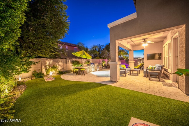 Building Photo - 2681 E Hampton Ln