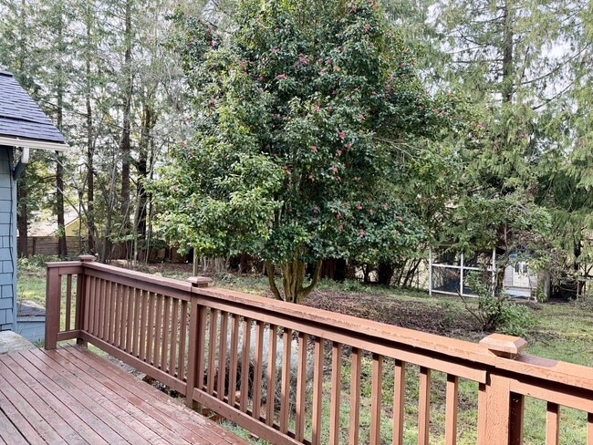 Building Photo - 1907 E 18th St