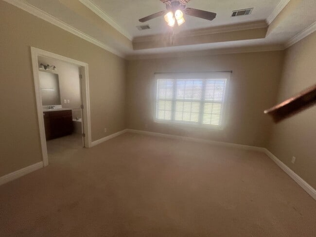 Building Photo - Great Location in Prattville