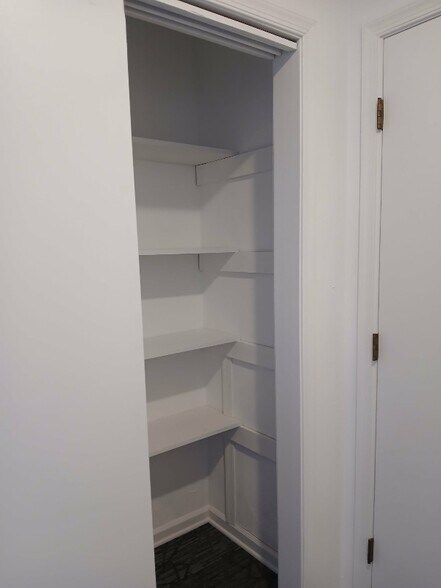 Building Photo - 2403 Roanoke Ave