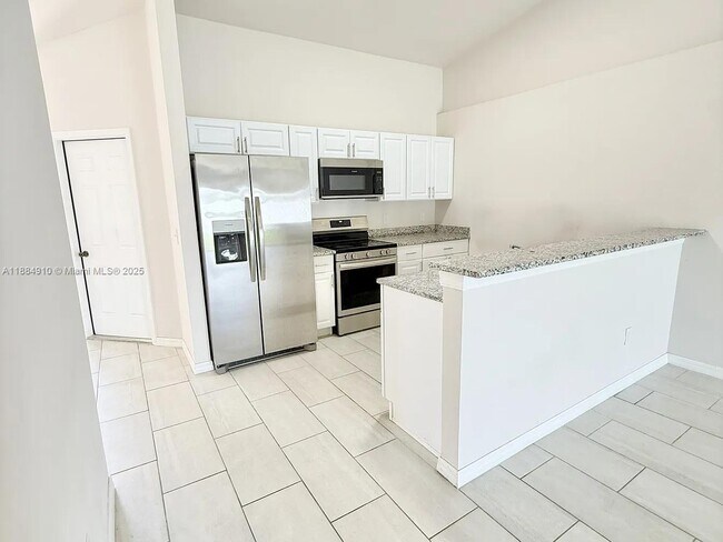 Building Photo - 1417 Academy Blvd