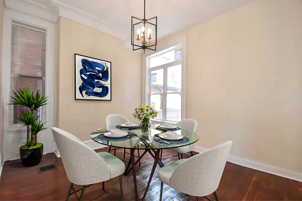 Building Photo - 1005 Sheffield St