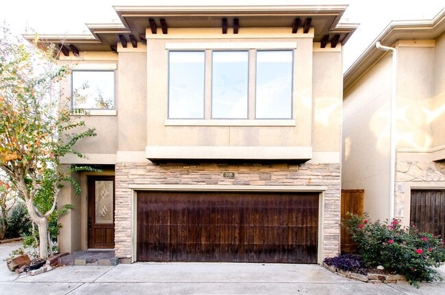 Building Photo - 308 Grove St