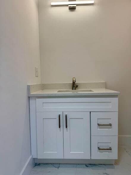 Building Photo - 177 Chestnut St