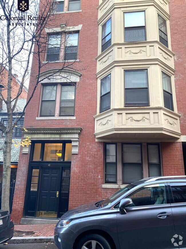 Building Photo - 43 Joy St