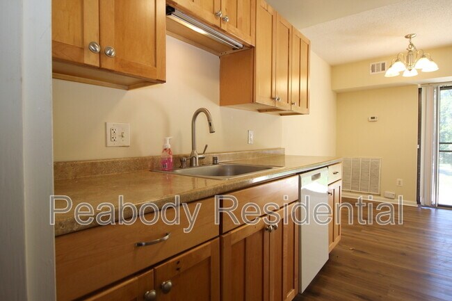 Building Photo - 11615 Stoneview Square