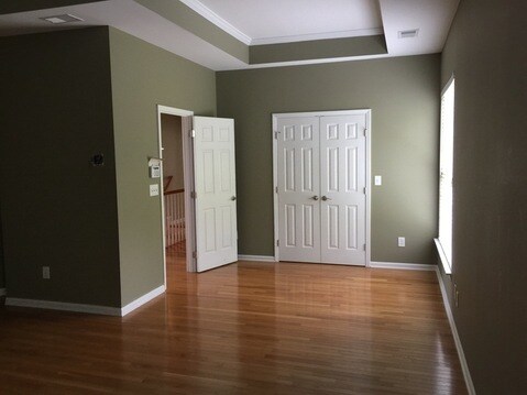Building Photo - 5820 Kirkwynd Commons Dr
