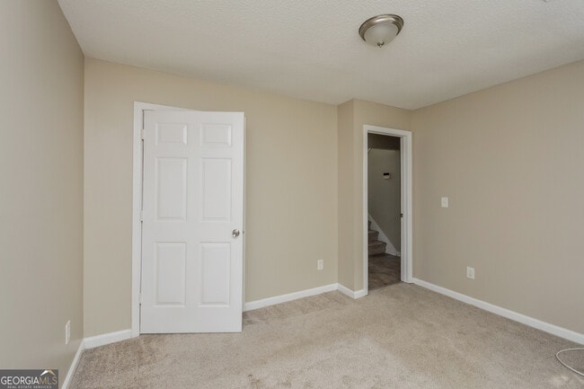 Building Photo - 5541 Shirewick Ln