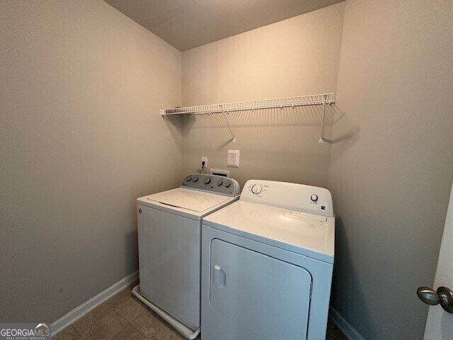 Building Photo - 11601 Davenport Ln