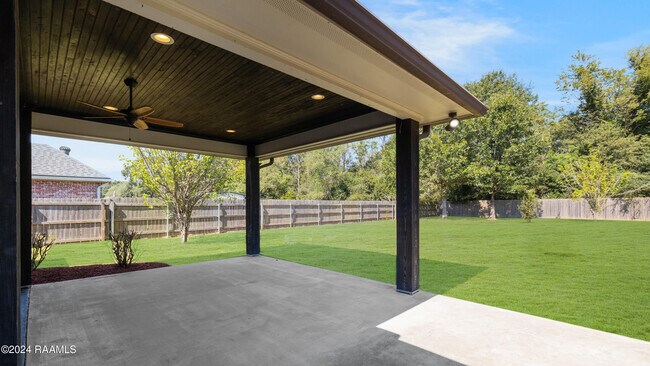 Building Photo - 106 Anslem Dr