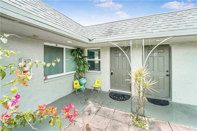 Building Photo - 2927 SE 15th Pl