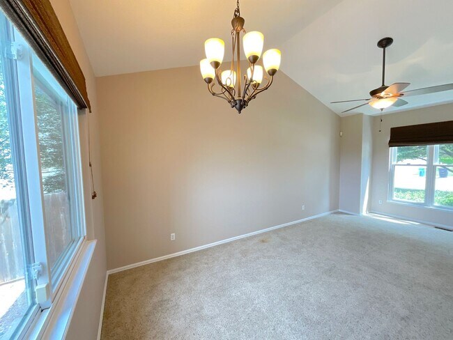 Building Photo - 4 Bedroom Home Available Near Constitution...