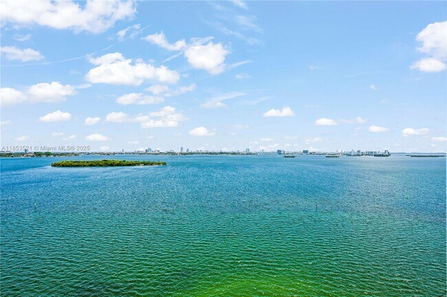 Building Photo - 11111 Biscayne Blvd