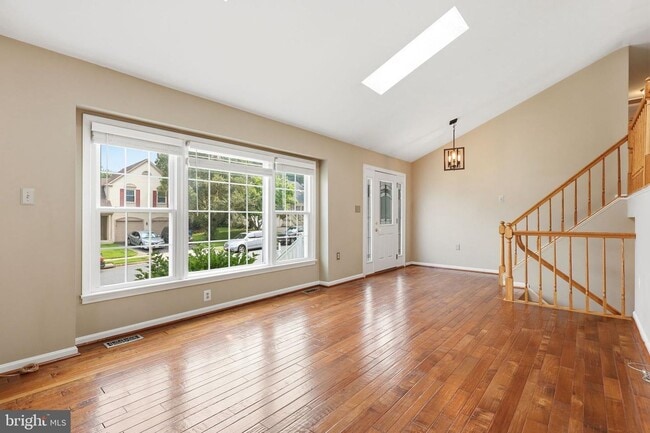 Building Photo - 7690 Green Garland Dr