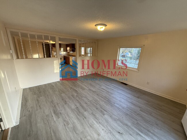 Building Photo - Two Bedroom House | Vinyl Flooring