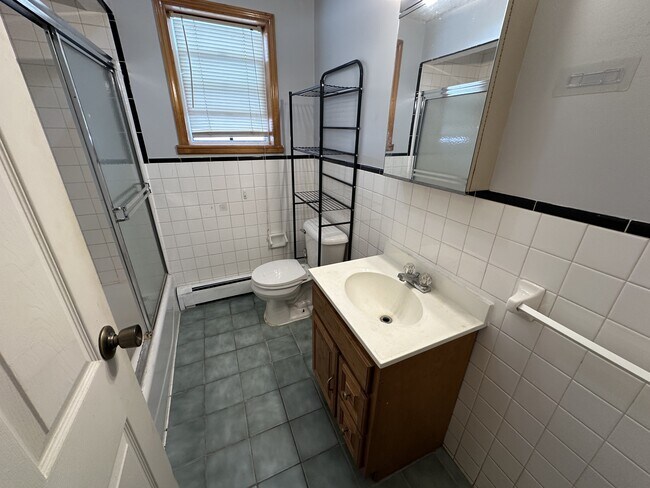 Building Photo - 119 Ludington St