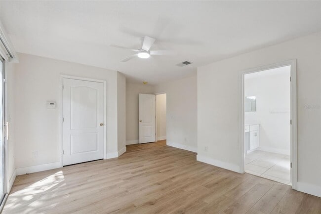 Building Photo - 2704 E Central Blvd